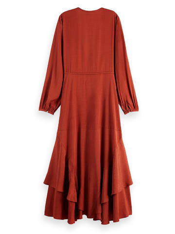 Kleid in Rotbraun
