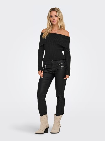 Sweter w kolorze czarnym