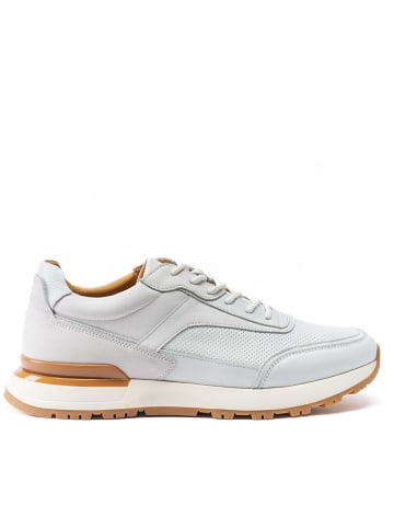 Skórzane sneakersy w kolorze białym