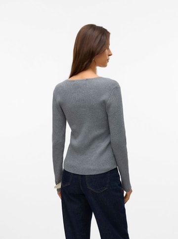Sweter w kolorze szarym