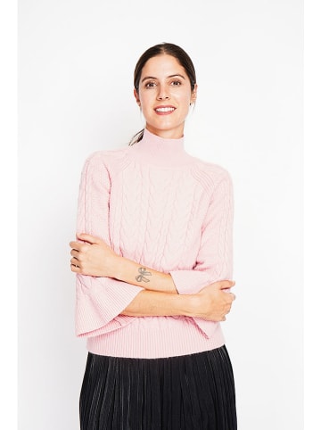 Sweter w kolorze jasnoróżowym