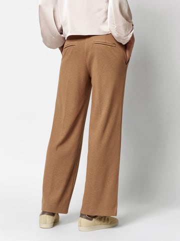 Hose in Camel