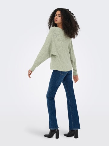 Sweter w kolorze jasnozielonym