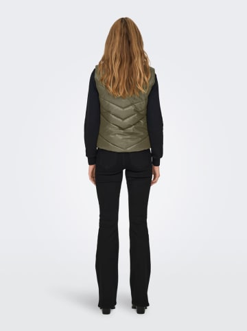 Steppweste in Khaki
