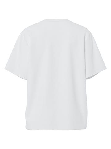 Shirt wit