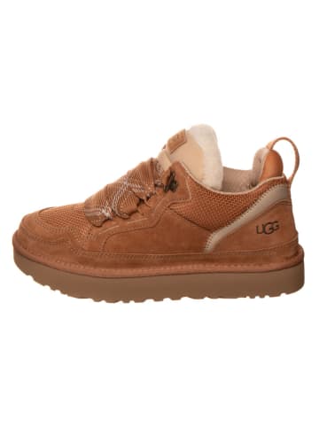 Sneakers in Hellbraun