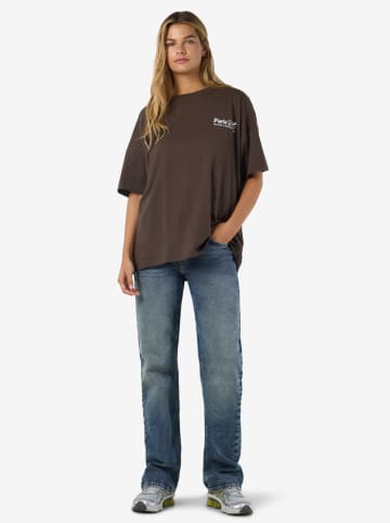 Shirt bruin