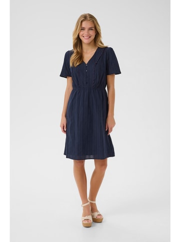 Kleid in Dunkelblau