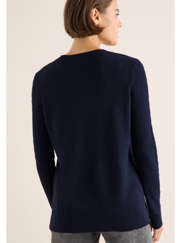 Sweter w kolorze granatowym