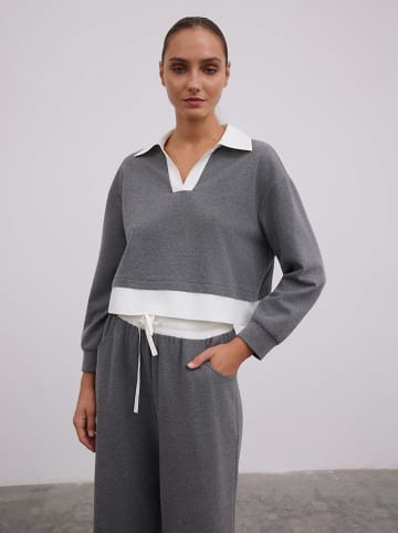 Bluse in Grau