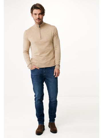 Sweter w kolorze beżowym
