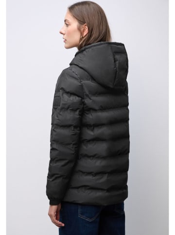 Steppjacke in Schwarz