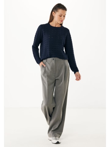 Sweter w kolorze granatowym