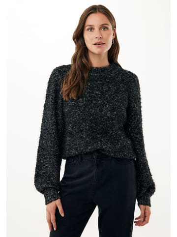 Sweter "Fancy" w kolorze czarnym