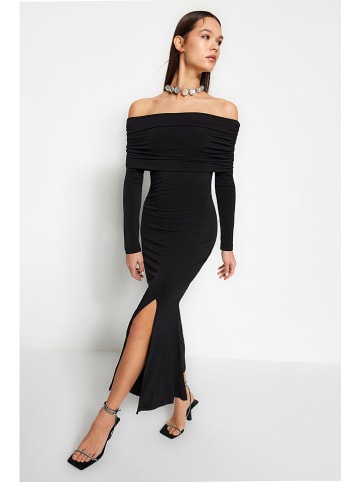 Kleid in Schwarz