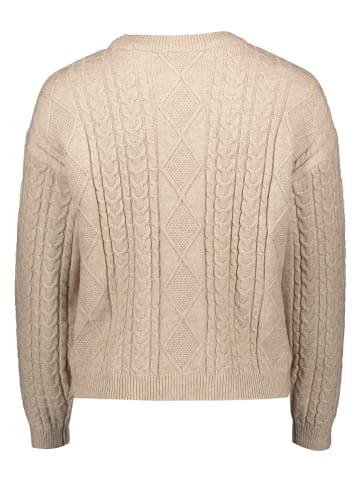 Sweter w kolorze beżowym