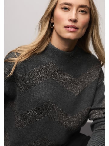 Sweter w kolorze antracytowym
