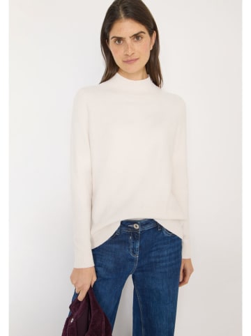 Sweter w kolorze kremowym