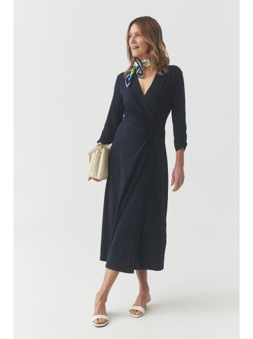 Kleid in Dunkelblau