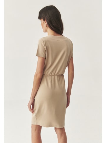 Kleid in Beige