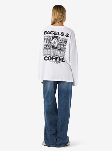 Longsleeve "Noisy may" in Weiß/ Schwarz