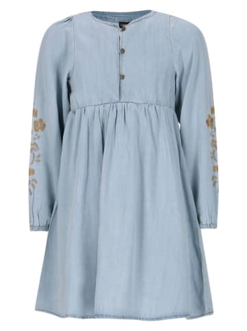 Kleid in Hellblau