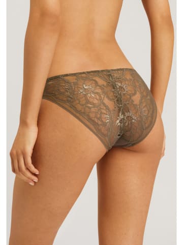 Slip kaki