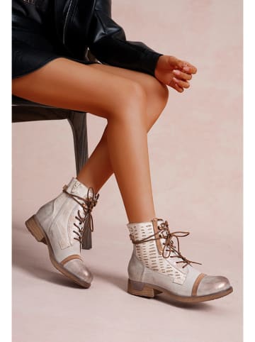 Boots in Beige/ Gold