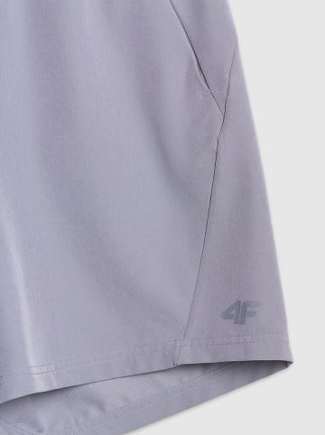 Trainingsshorts in Hellblau