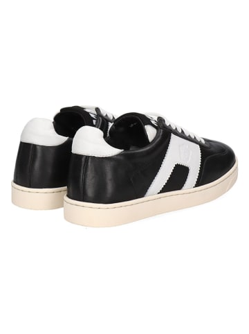 Skórzane sneakersy "Milani 4" w kolorze czarno-białym