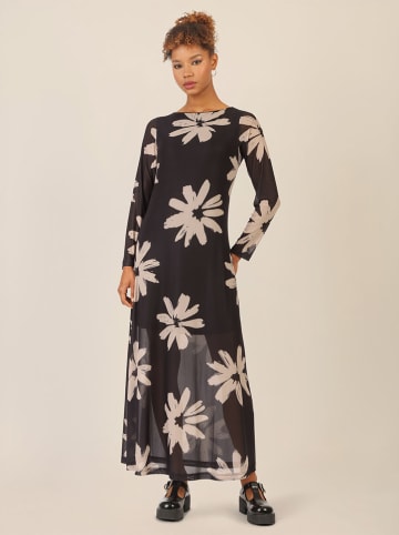 Kleid in Schwarz/ Nude