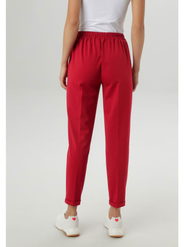 Marlenehose in Rot