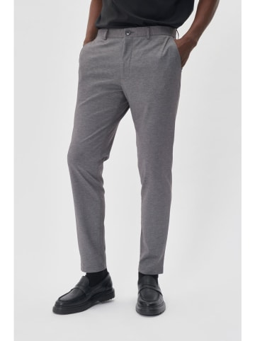 Chino in Grau