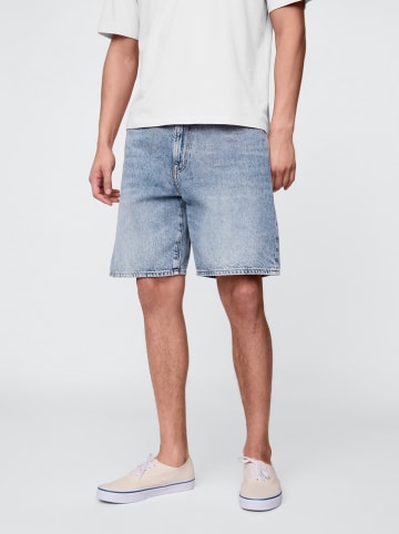 Jeans-Shorts in Hellblau