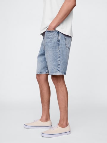 Jeans-Shorts in Hellblau
