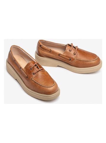 Leder-Schnürschuhe in Hellbraun