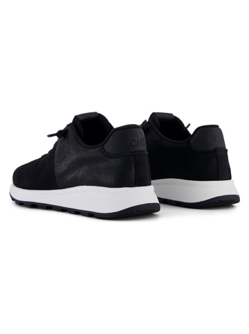 Sneakers in Schwarz