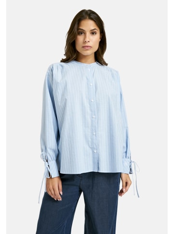 Bluse in Hellblau