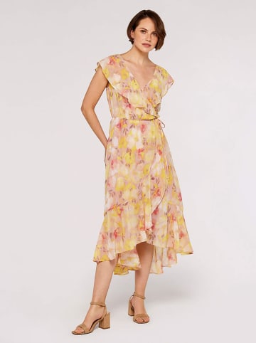 Kleid in Beige