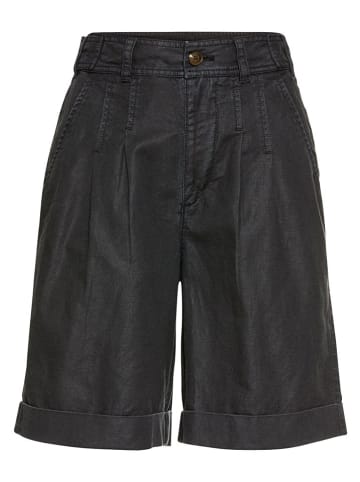 Bermudas in Schwarz