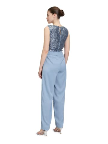 Jumpsuit in Hellblau