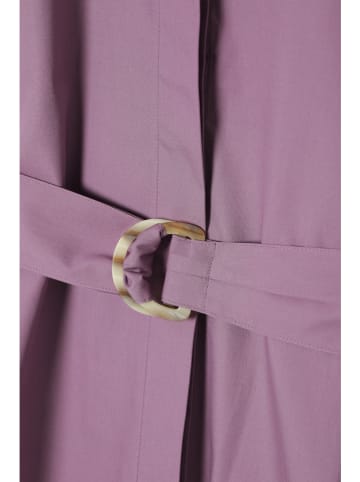 Kleid in Lila