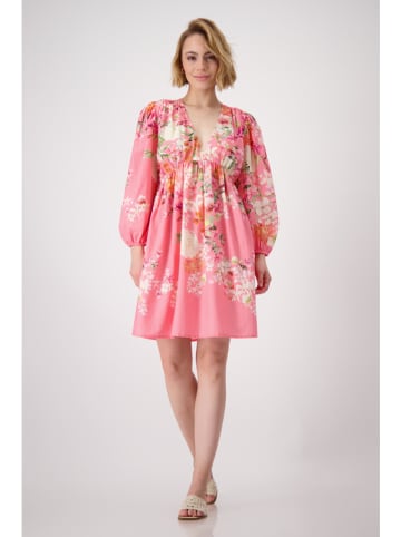Kleid in Pink