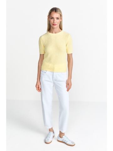 Pullover in Gelb