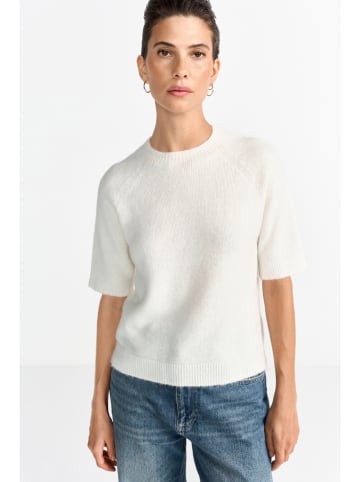 Sweter w kolorze kremowym