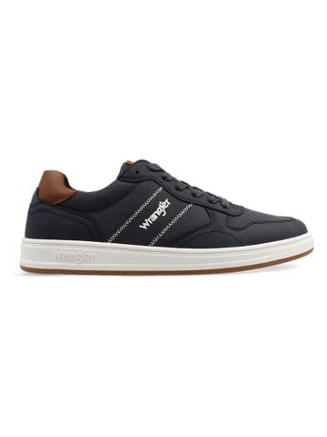 Sneakers in Dunkelblau