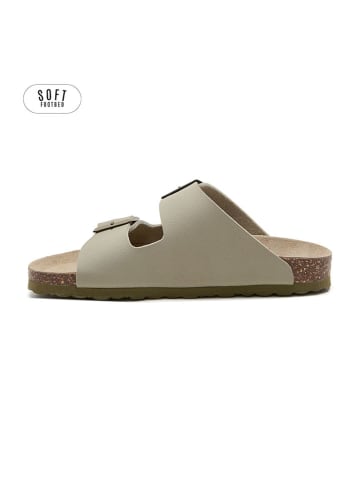 Klapki w kolorze khaki