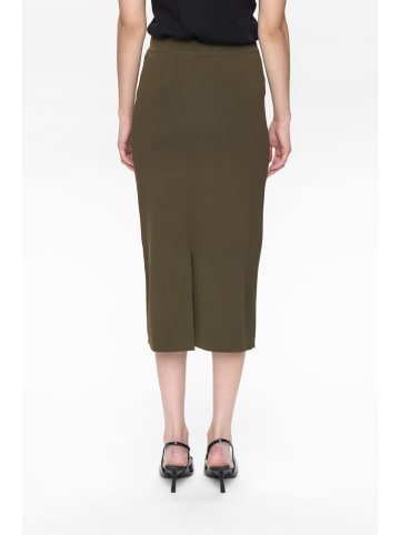 Rock in Khaki