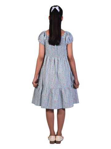 Kleid in Hellblau