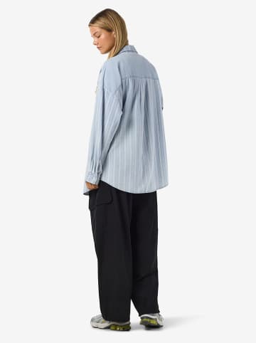 Blouse "Katri" lichtblauw